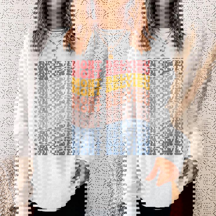 モンベルビューシティグルービーレトロ スウェットシャツ 彼女への贈り物