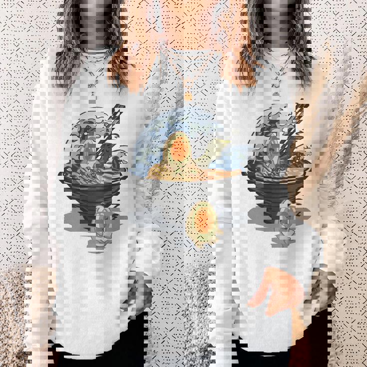 ラーメン 海 波 寝ぼける たまご スウェットシャツ 彼女への贈り物