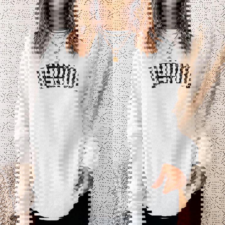 リバプール イギリス ヴィンテージ ブラック テキスト アパレル スウェットシャツ 彼女への贈り物