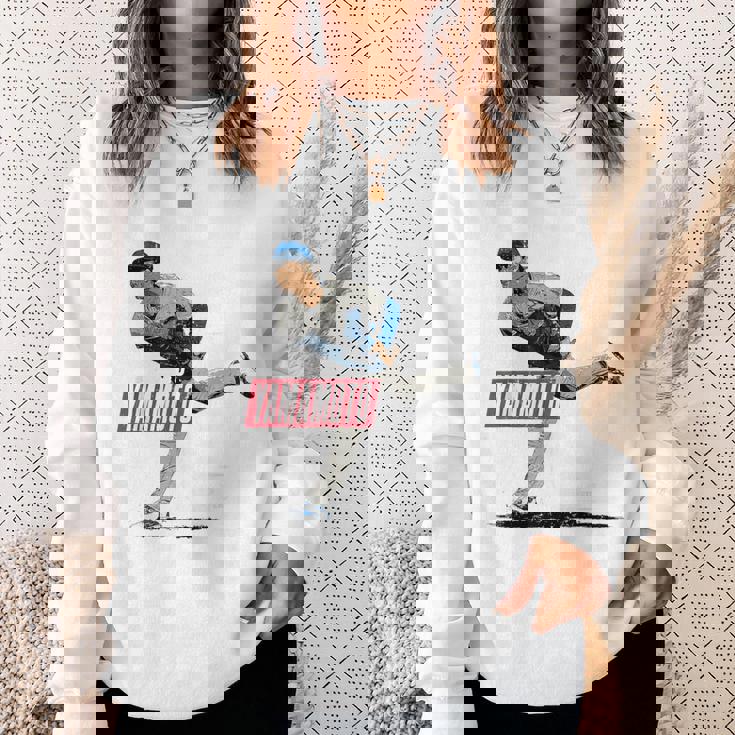 山本由伸 スウェットシャツ 彼女への贈り物