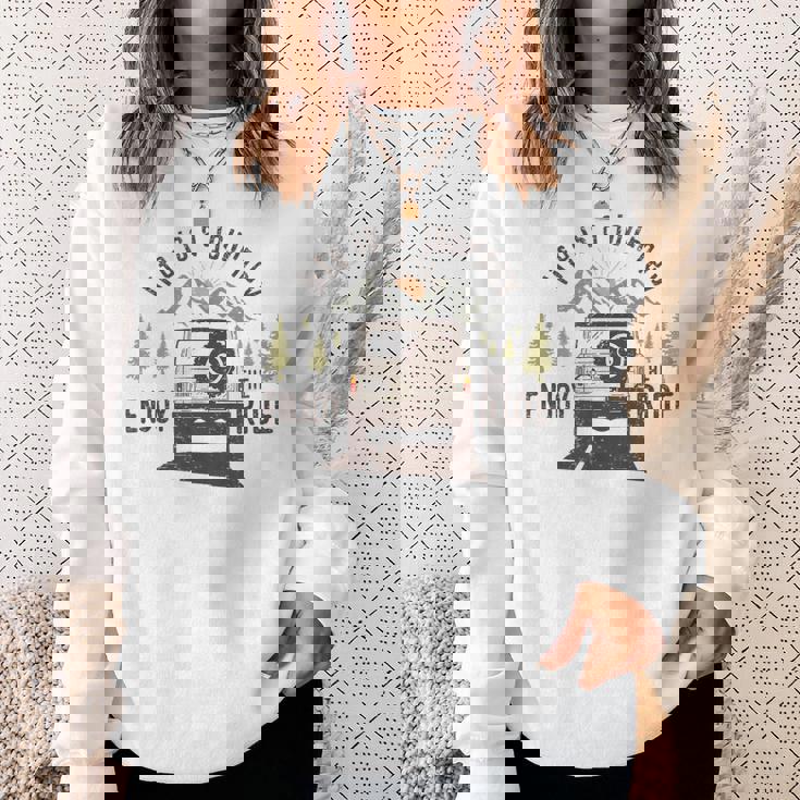 旅 おもしろ キャンプ 楽しい 登山 アウトドア キャンピングカー 人生は旅だ スウェットシャツ 彼女への贈り物