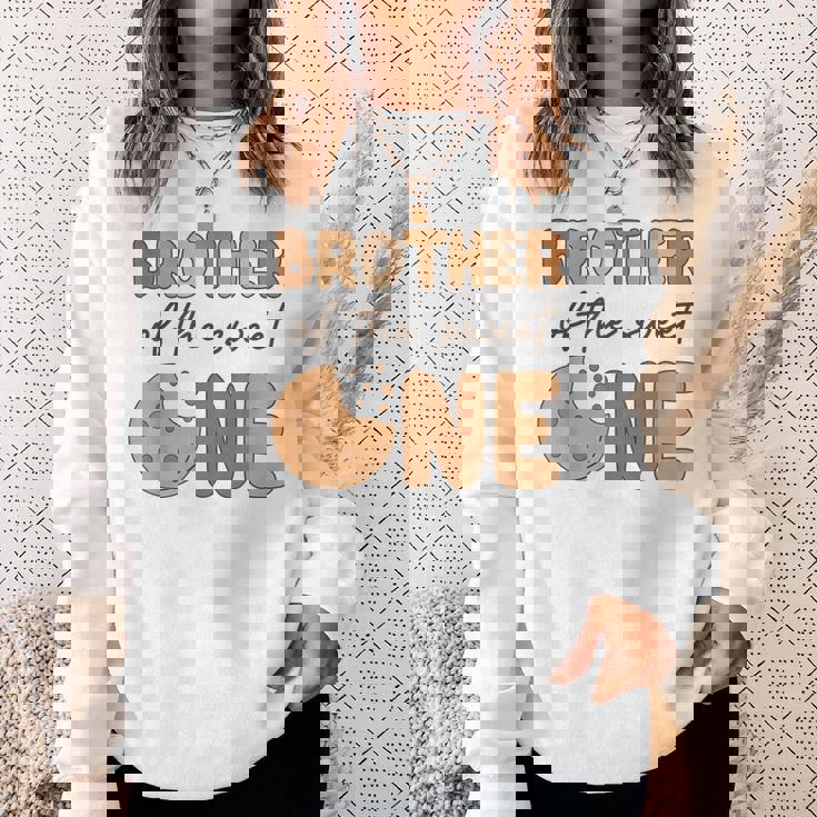 甘いものの兄弟 クッキーとミルクの誕生日パーティー スウェットシャツ 彼女への贈り物