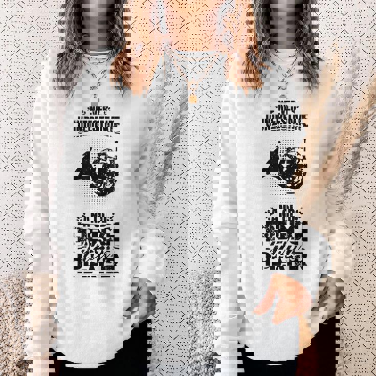 老フレンチ・ホルン奏者を侮るなかれ スウェットシャツ 彼女への贈り物