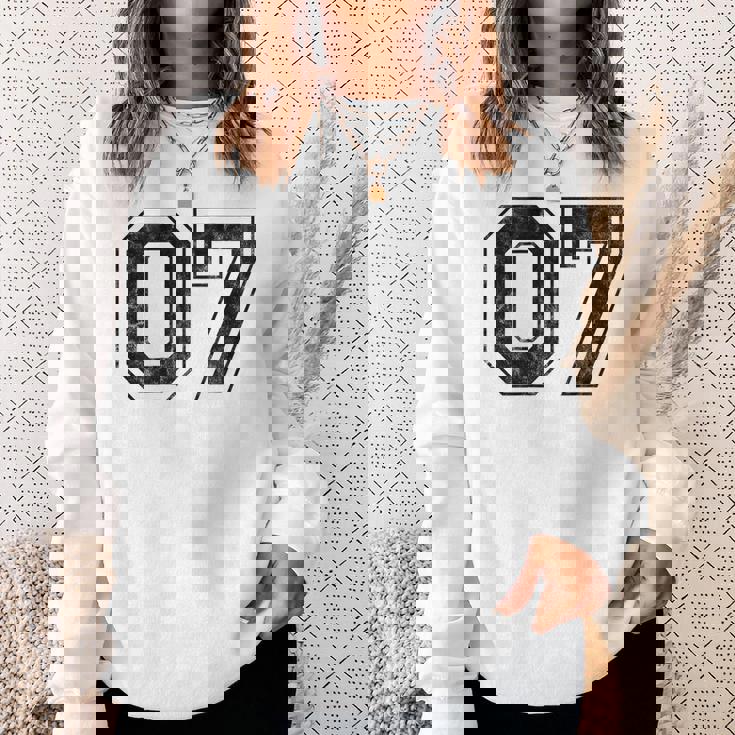 背中に07番 スウェットシャツ 彼女への贈り物