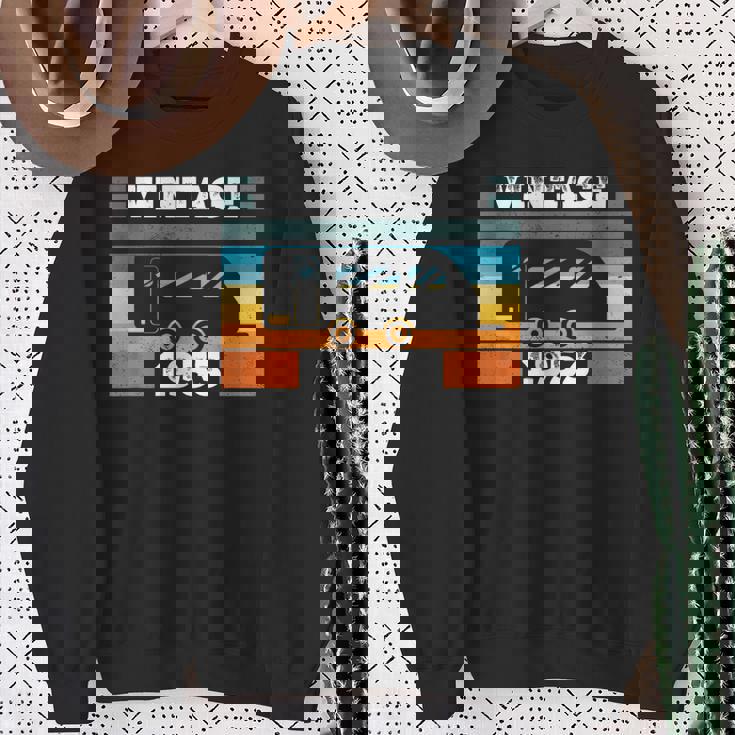 1953 年生まれのキャンピングカー バースデーキャラバン スウェットシャツ 年配の女性への贈り物