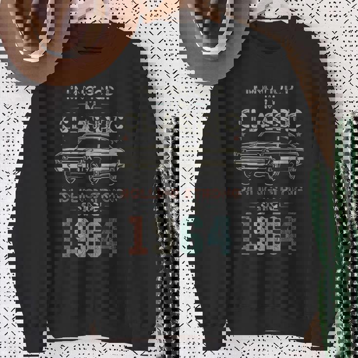 1964年生まれ、61歳の誕生日 クラシックカー スウェットシャツ 年配の女性への贈り物