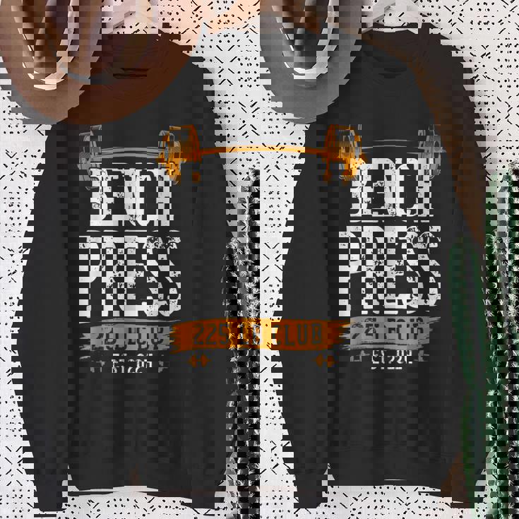 225ポンド ベンチプレス クラブ ベンチプレス ジム ワークアウト スウェットシャツ 年配の女性への贈り物