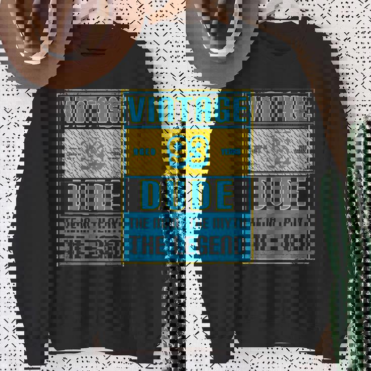 93歳の誕生日ギフト 男性用 93歳 ヴィンテージ お父さん 1927 スウェットシャツ 年配の女性への贈り物