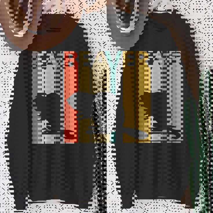 Beaver ビーバー 動物 スウェットシャツ 年配の女性への贈り物