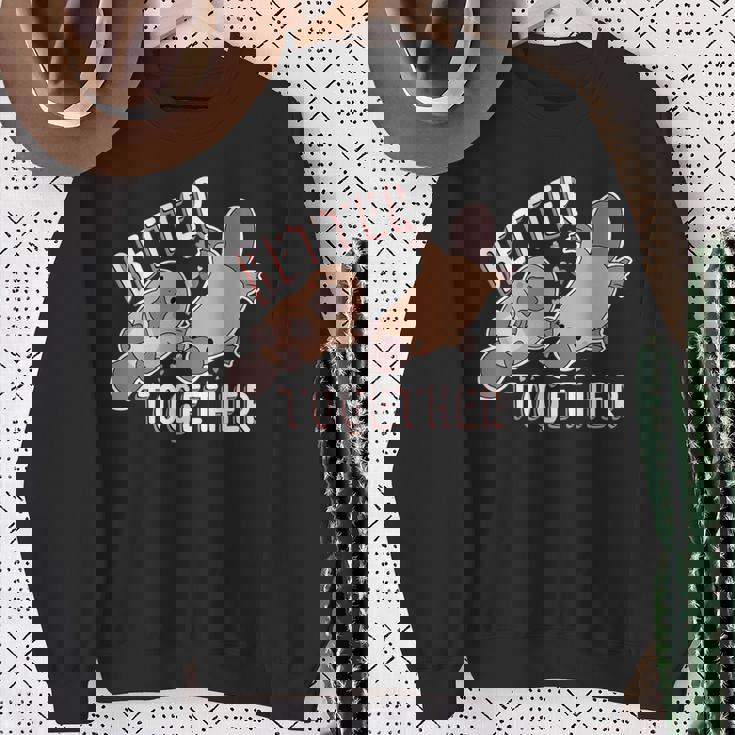 Better Together バレンタインデー カモノハシ カップル ラブ ハッピー スウェットシャツ 年配の女性への贈り物