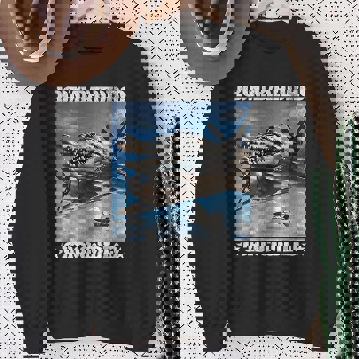 Bombardiro Crocodilo イタリアンブレインロットミーム スウェットシャツ 年配の女性への贈り物