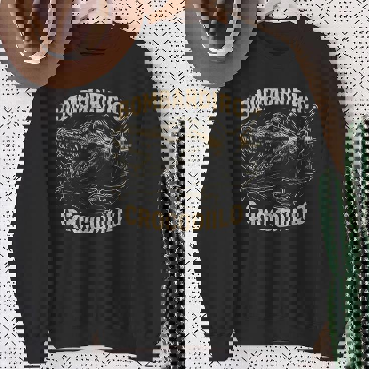 Bombardiro Crocodilo イタリアンブレインロットミーム スウェットシャツ 年配の女性への贈り物