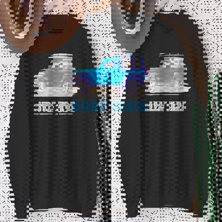 The Car On Theeaside【Surfide サーフサイド】車 サーフィン／サーファー 夏・海 スウェットシャツ 年配の女性への贈り物