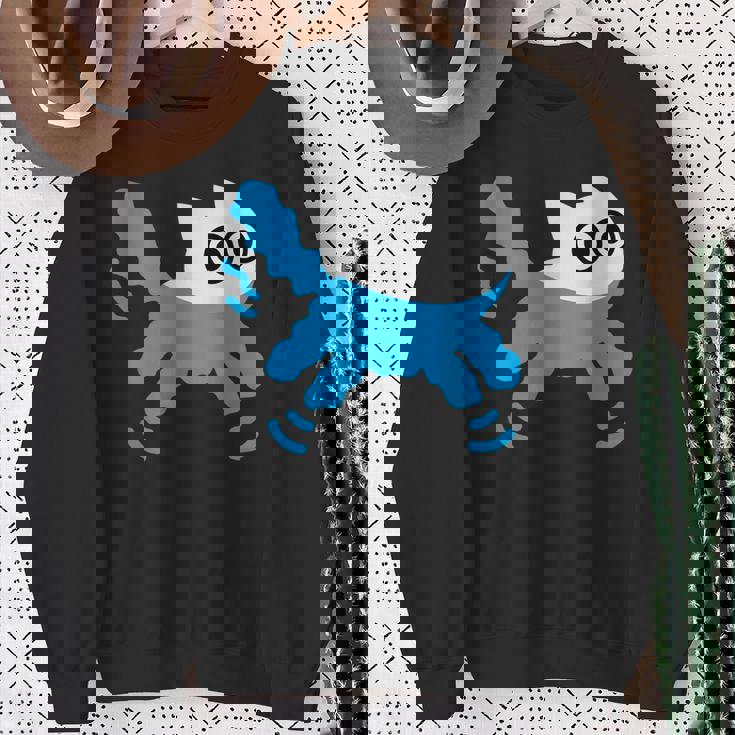 Catwimming Kitten In Water Cute Animalwimmer スウェットシャツ 年配の女性への贈り物