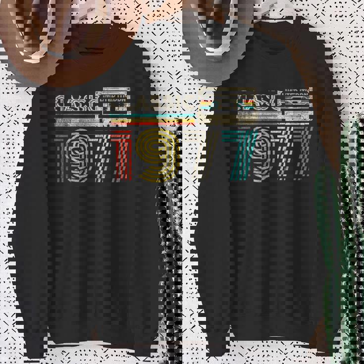 Classic 1977 Retro Birthday Idea 1977 Cassette Tapeintage スウェットシャツ 年配の女性への贈り物