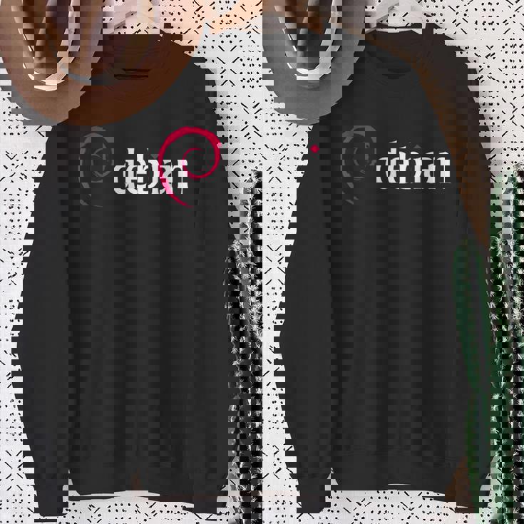 Debian Linux Tux プラグインプログラマー スウェットシャツ 年配の女性への贈り物