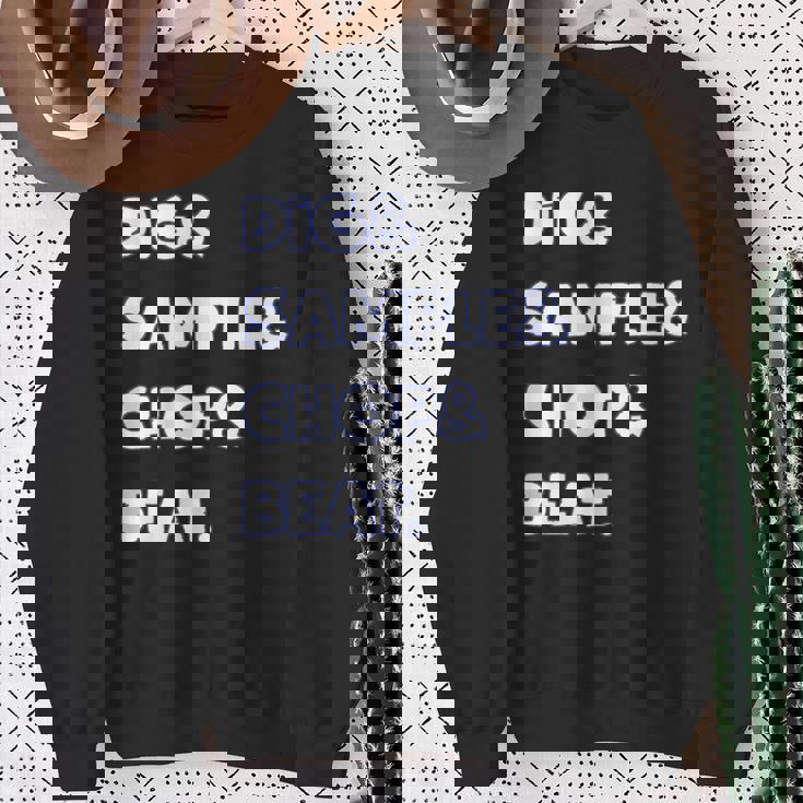 Dig&Sample&Chop&Beat シャツ Mpc ドラムサンプラー 音楽愛好家 スウェットシャツ 年配の女性への贈り物