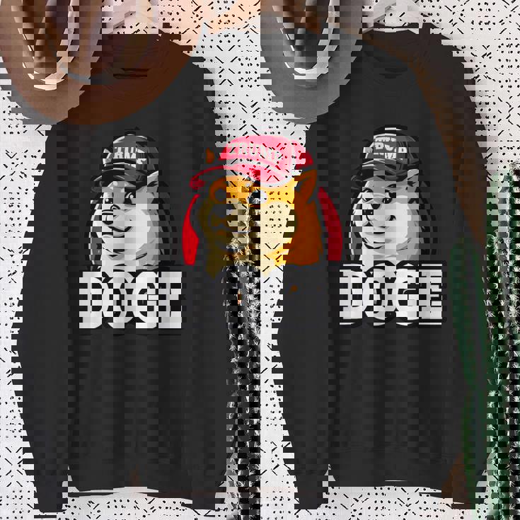 Doge Trump Hodl Cryptocurrency スウェットシャツ 年配の女性への贈り物