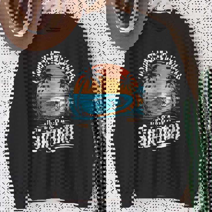 I Don't Need Wings I Have Aurfurfboard For Men スウェットシャツ 年配の女性への贈り物