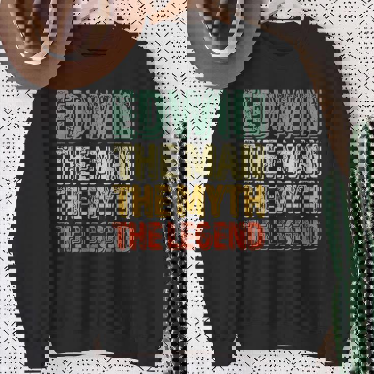 Edwin The Man The Myth The Legend シャツ ファーストネーム Edwin スウェットシャツ 年配の女性への贈り物