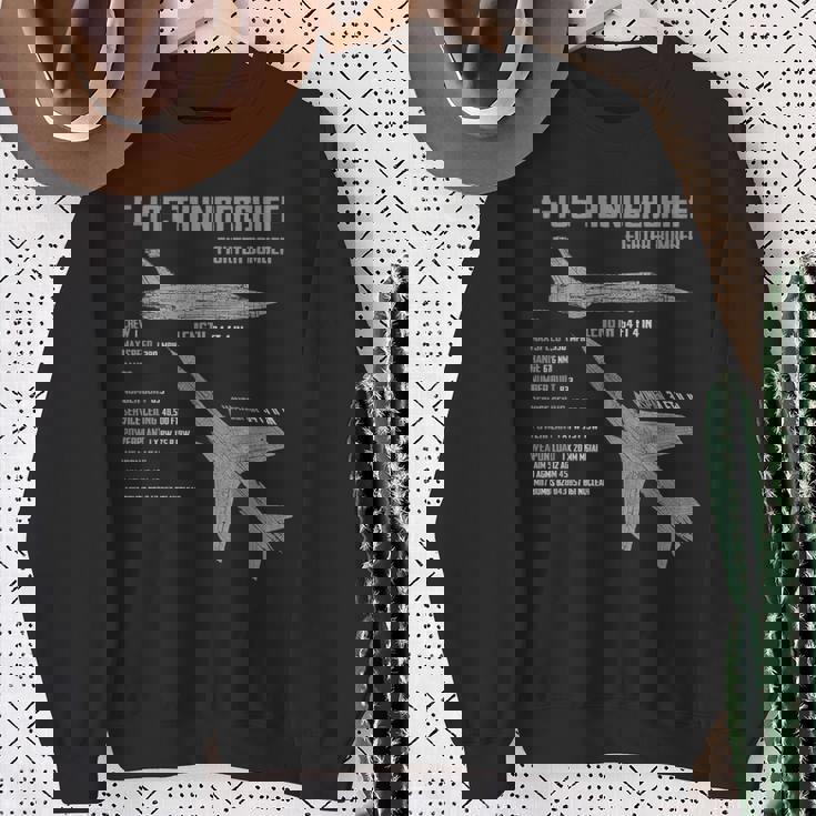 F-105 サンダーチーフ スウェットシャツ 年配の女性への贈り物