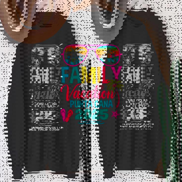 Family Vacation Punta Cana 2025 Making Memories Together Sweatshirt Gifts for Old Women