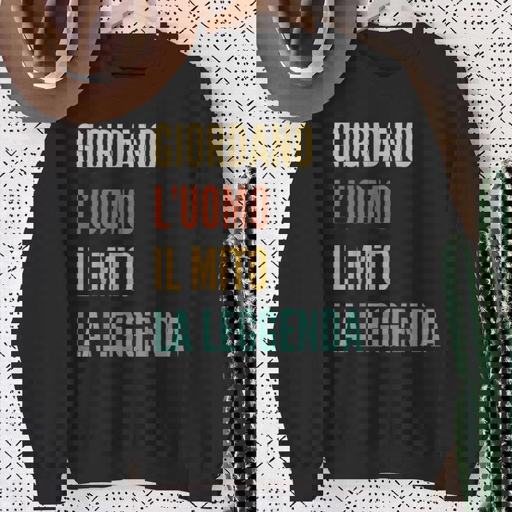 Italian First Name Giordano スウェットシャツ 年配の女性への贈り物