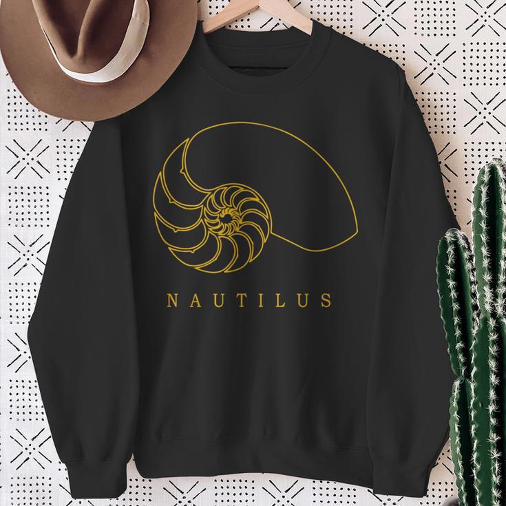 Golden Nautilus シェルtシャツ 海洋自然愛好家向け スウェットシャツ 年配の女性への贈り物