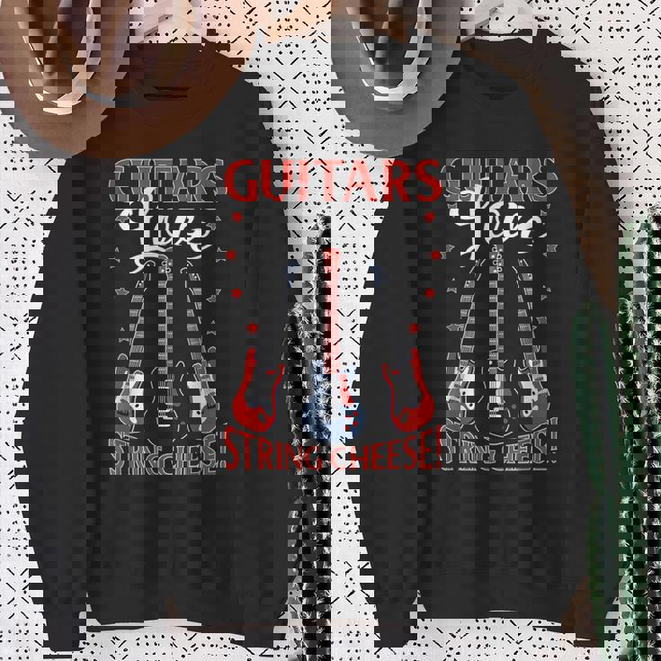 Guitars ストリングチーズ エレキギター付き スウェットシャツ 年配の女性への贈り物