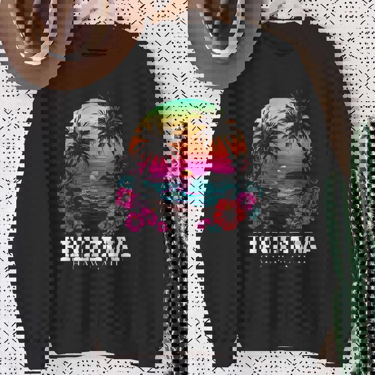 Haleiwa ハワイ ハワイアン ハイビスカス 花 サーファー お土産 スウェットシャツ 年配の女性への贈り物