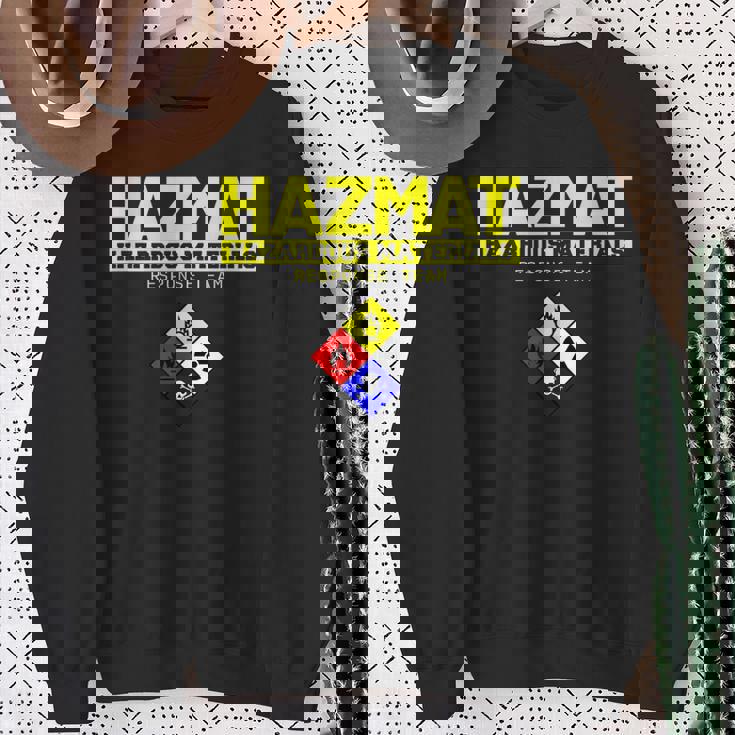 Hazmat 危険物対応チーム技術者tシャツ スウェットシャツ 年配の女性への贈り物