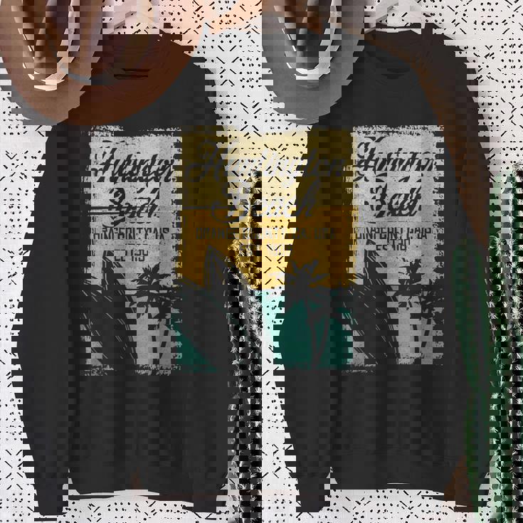 Huntington Beachurf City California アンティーク調サーフィン スウェットシャツ 年配の女性への贈り物