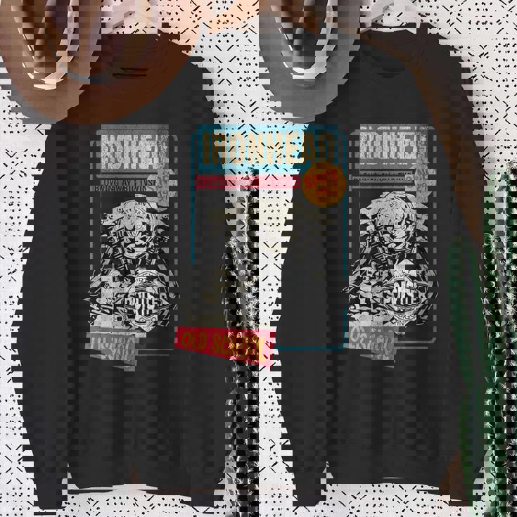 Ironhead Oldchool Hd ピンナップ レトロ オートバイ スポーツスター ホット スウェットシャツ 年配の女性への贈り物