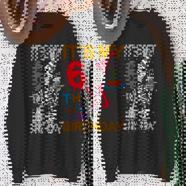 It's My 6Th Birthday Party ハロウィン スケルトン 誕生日 スウェットシャツ 年配の女性への贈り物