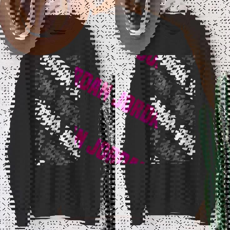 Jordanカモ柄ピンクカモフラージュ スウェットシャツ 年配の女性への贈り物