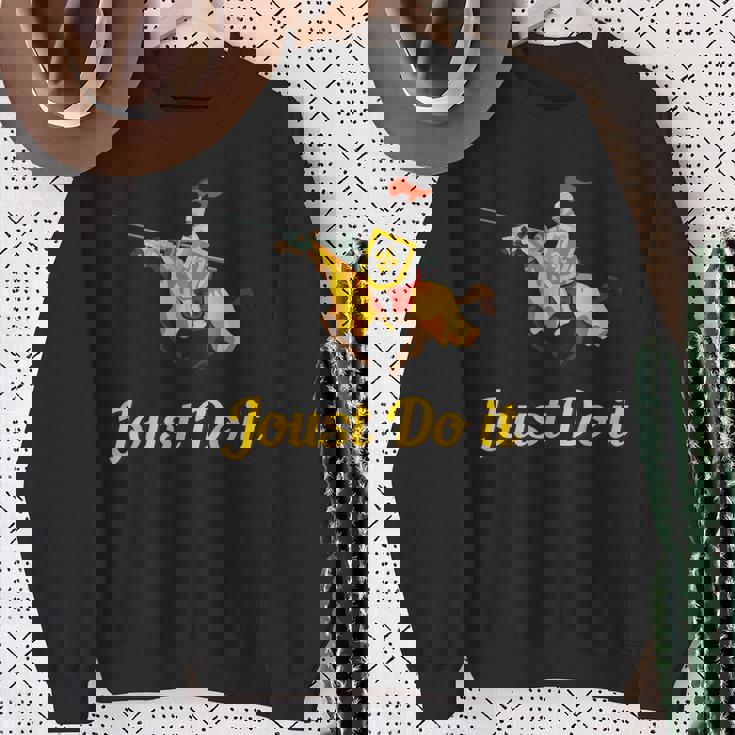Jousting Joust Do It 中世の騎士tシャツ スウェットシャツ 年配の女性への贈り物