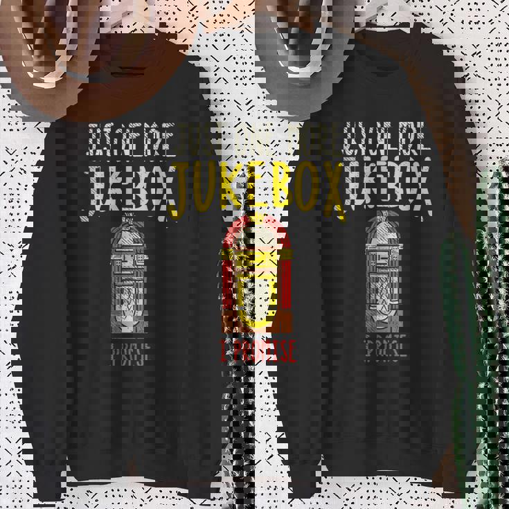 Just One More ジュークボックス I Promise スウェットシャツ 年配の女性への贈り物