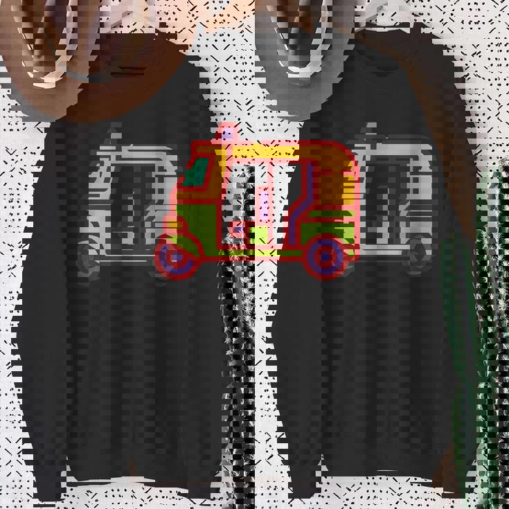 Keralite Malayaliの自動車人力車愛好家面白いインド スウェットシャツ 年配の女性への贈り物