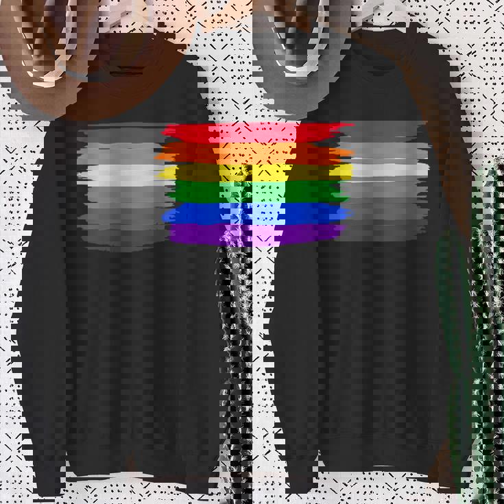 Lgbt ハートにレインボーフラッグ スウェットシャツ 年配の女性への贈り物