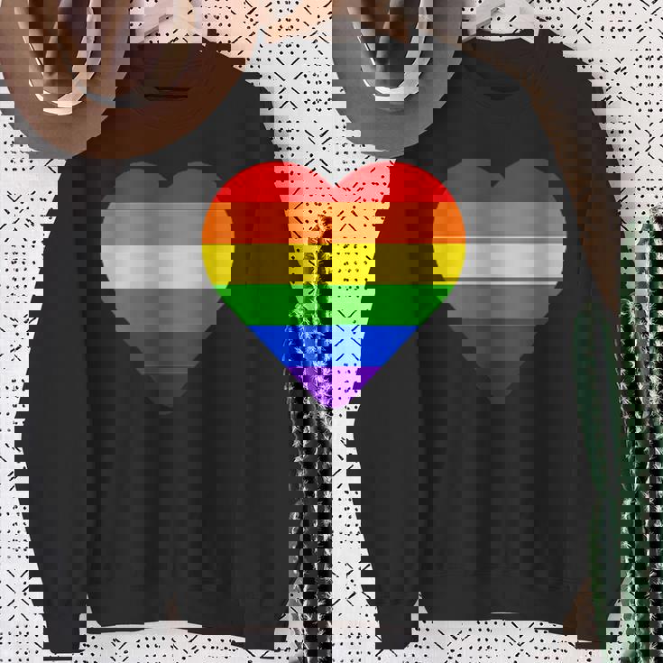 Lgbt レインボー・ハート・フラッグ ゲイ・バイ・ラブ・プライド月間 Lgbtq スウェットシャツ 年配の女性への贈り物
