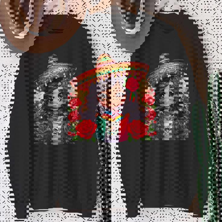 Long Haired Curvy Mexican Chibi Zarape Roses Mexican Pride スウェットシャツ 年配の女性への贈り物