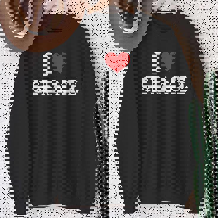 I Love Grace I Heart Grace ファーストネーム グレース ジョーク 面白い スウェットシャツ 年配の女性への贈り物