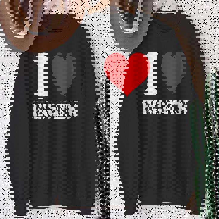 I Love Reggaeton Music スウェットシャツ 年配の女性への贈り物