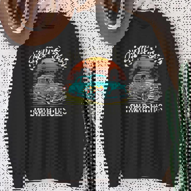 Lowrider Chicano Oldies カーデザイン クール クラシックカー スウェットシャツ 年配の女性への贈り物