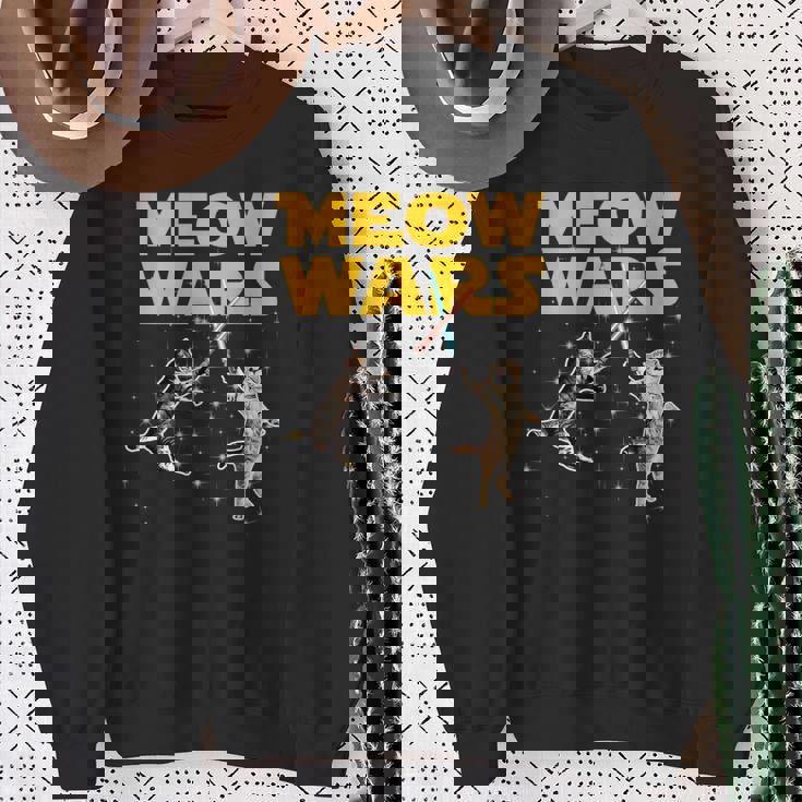 Meow Wars 猫好きのための面白いグラフィック スウェットシャツ 年配の女性への贈り物