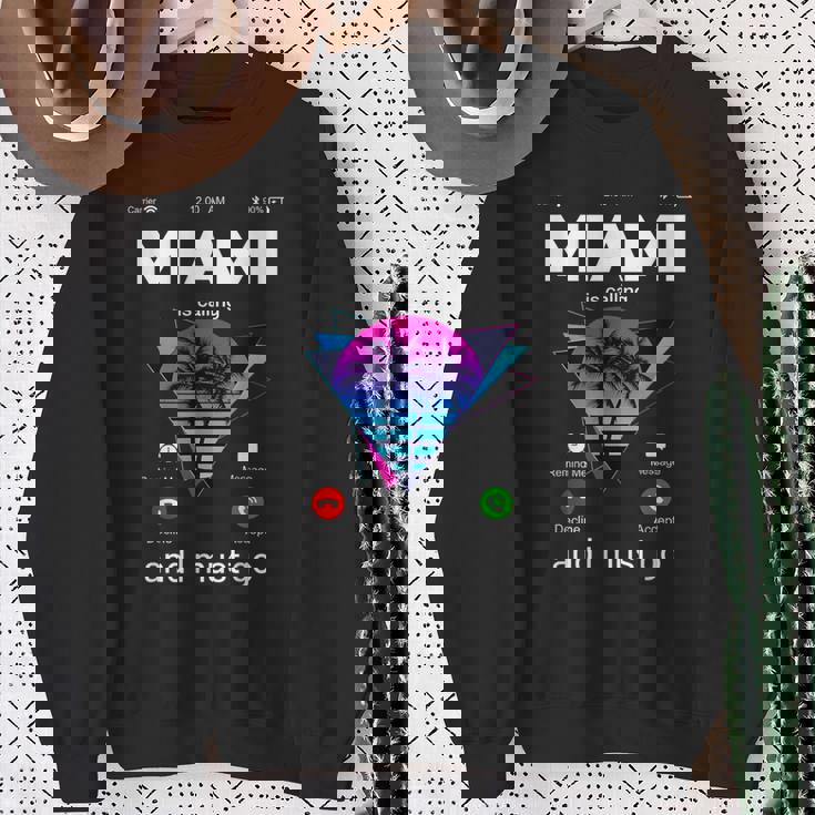 Miami Is Calling & I Must Go Illustration Graphic s スウェットシャツ 年配の女性への贈り物