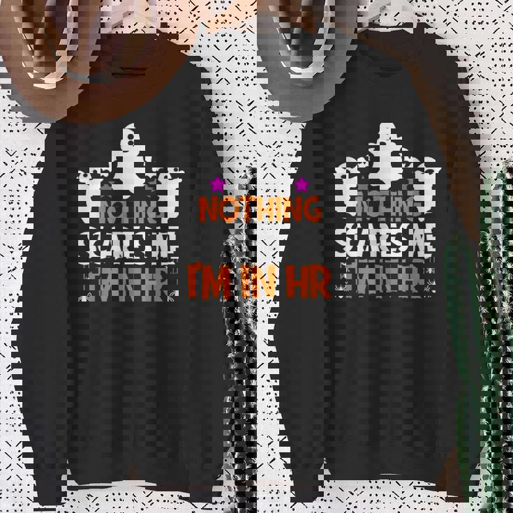 Nothingcares Me I'm In Hr ハロウィン 人事 スウェットシャツ 年配の女性への贈り物