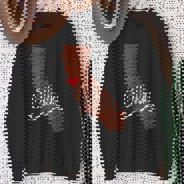 Oakleyオークリー カリフォルニア スウェットシャツ 年配の女性への贈り物