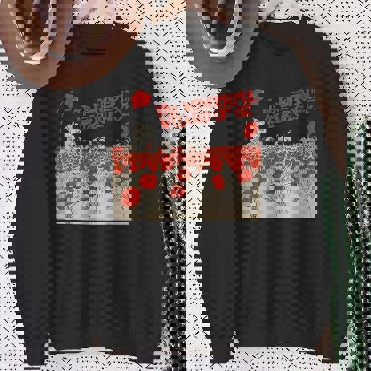 Poppy Field Tin Man ライオン かかし トト ドロシー オズの魔法使い スウェットシャツ 年配の女性への贈り物