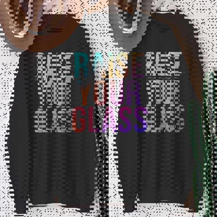 Raise Your Glass Pink Cheers Party スウェットシャツ 年配の女性への贈り物